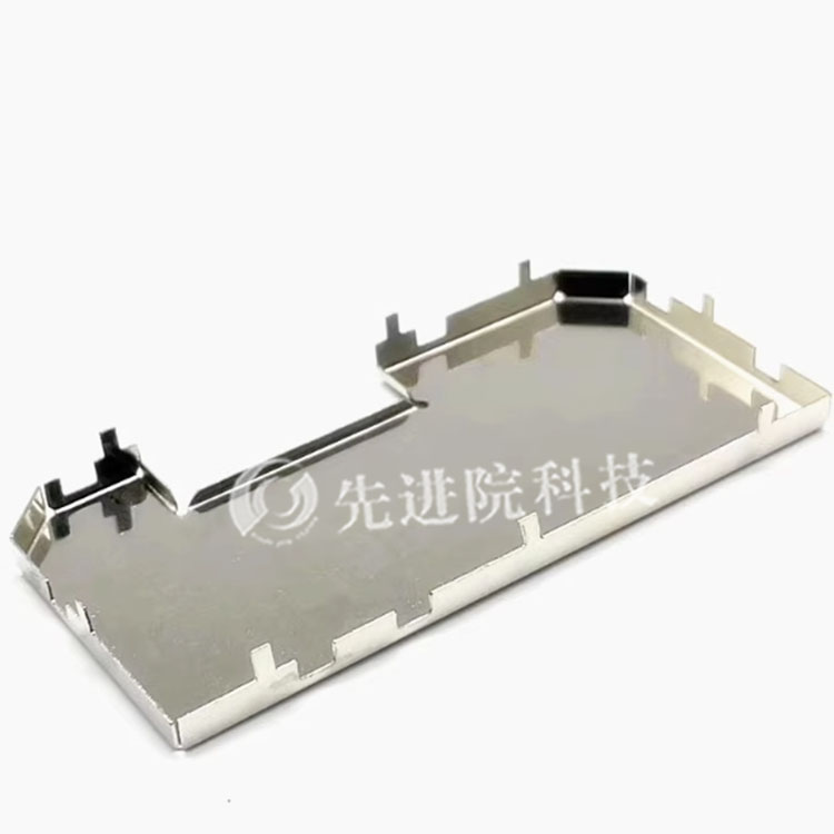 Signal shielding cover