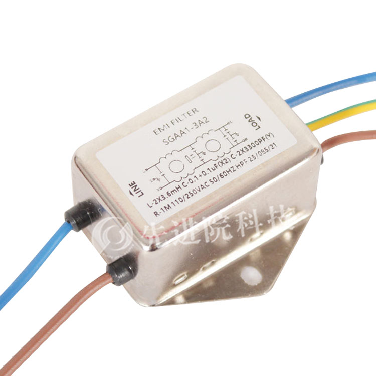 Electromagnetic interference (EMI) filter